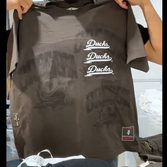 Cactus Jack by Travis Scott x Mitchell & Ness University Of Oregon Ducks Tee NWT - Picture 3 of 5